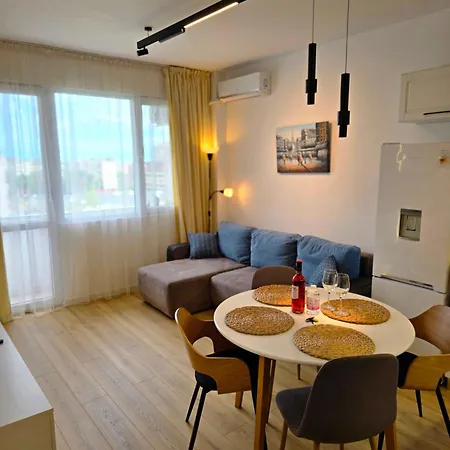 Apartman Cozy With Balcony On The Black Sea- Part Of The Family 'vicki