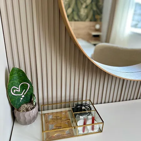 Cozy With Balcony On The Black Sea- Part Of The Family 'vicki Appartamento Varna